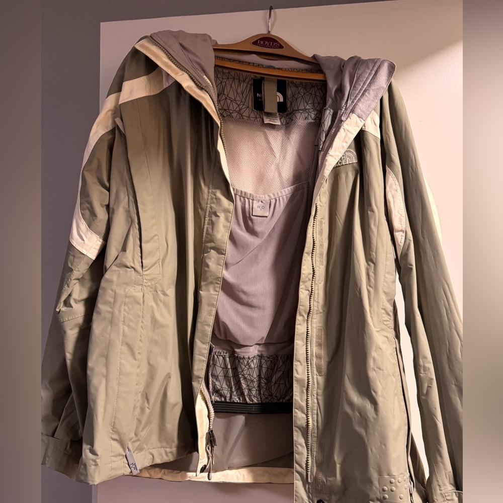 REI Women's Ski & Snow Jacket - Olive and Cream
